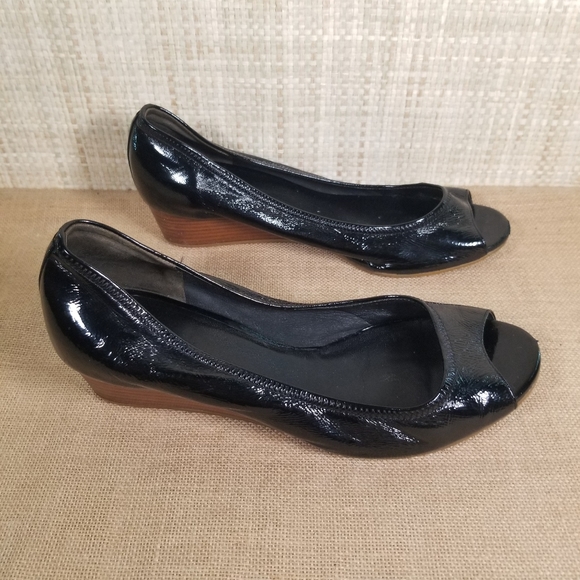 Nike Air Open Toe Shoes - Picture 4 of 8